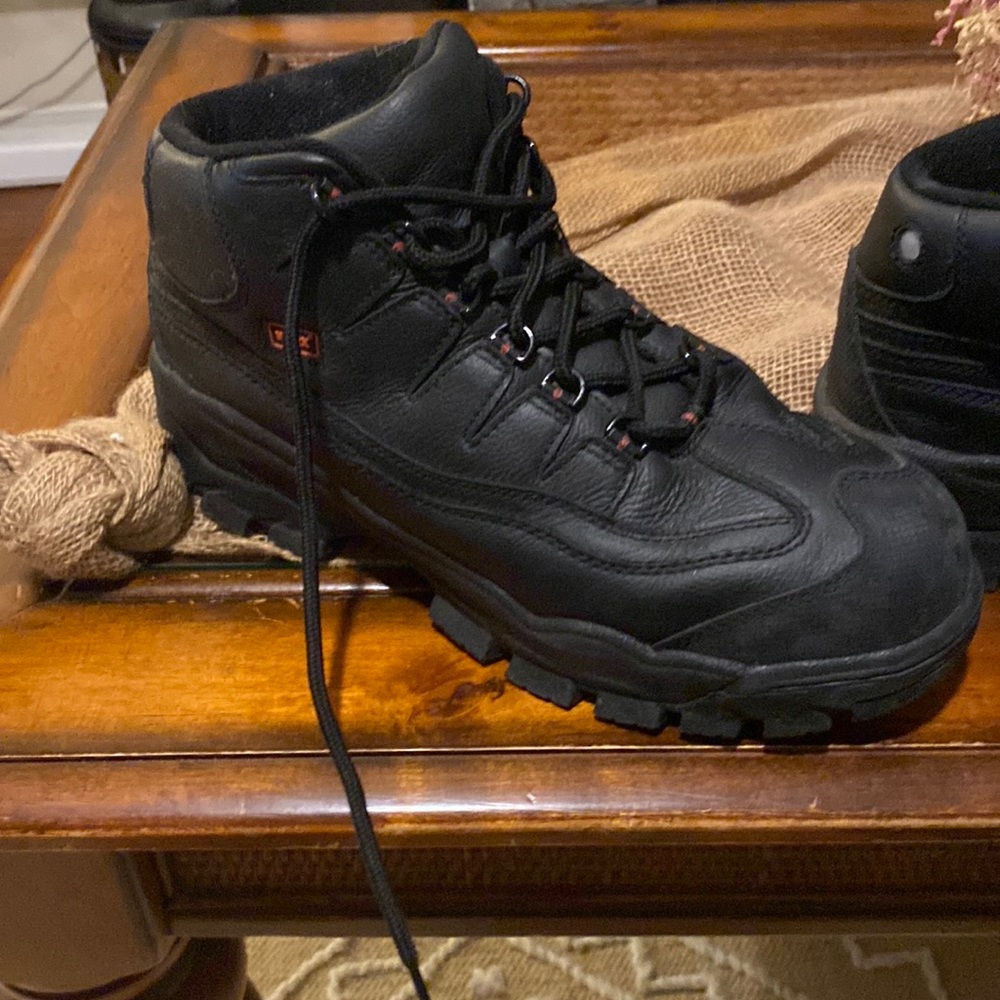 Redwing Composite toe work boots water proof